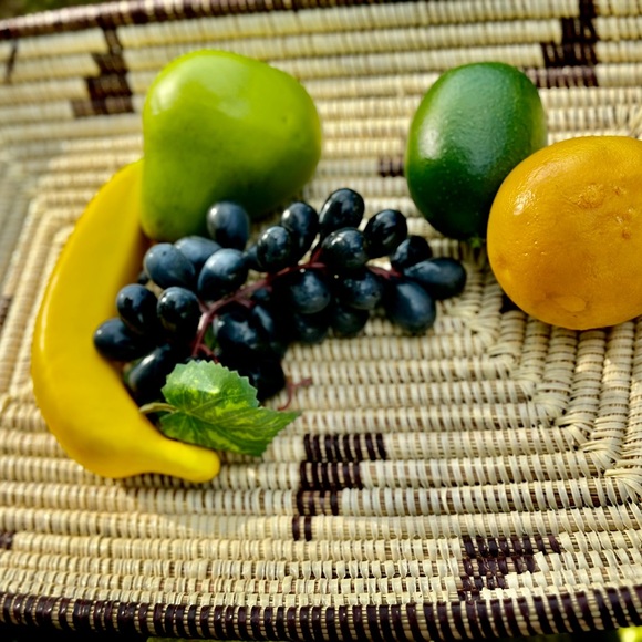 Handwoven Senegalese Kitchen tray - Picture 4 of 9